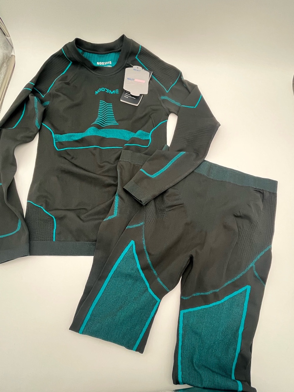 Women’s Long-Sleeve Black teal thermal 2 pc. underwear Top pants cycling hiking